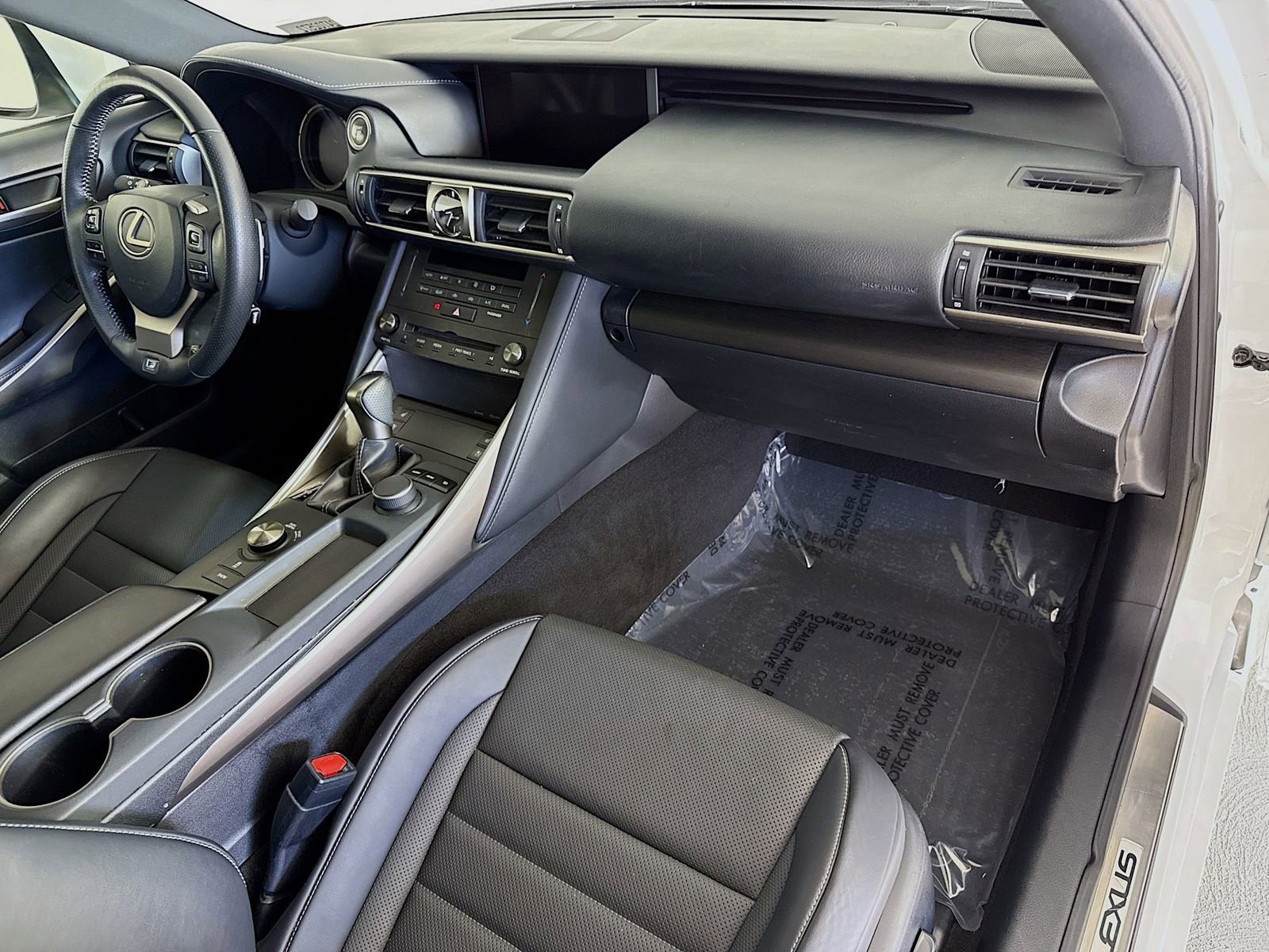 Used 2019 Lexus IS 300 F Sport w/ F Sport Package image 29