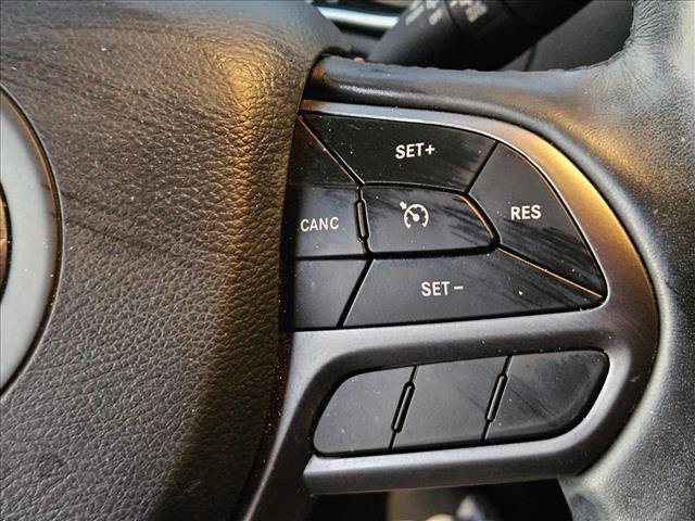 Used 2020 Jeep Cherokee Limited AWD/4WD image 21
