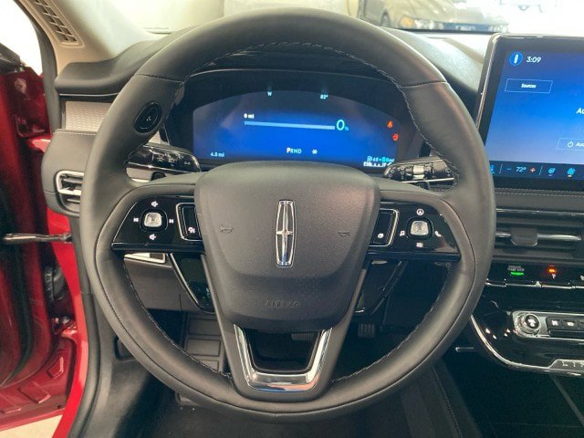 New 2025 Lincoln Corsair Grand Touring w/ Equipment Group 301A AWD/4WD image 18
