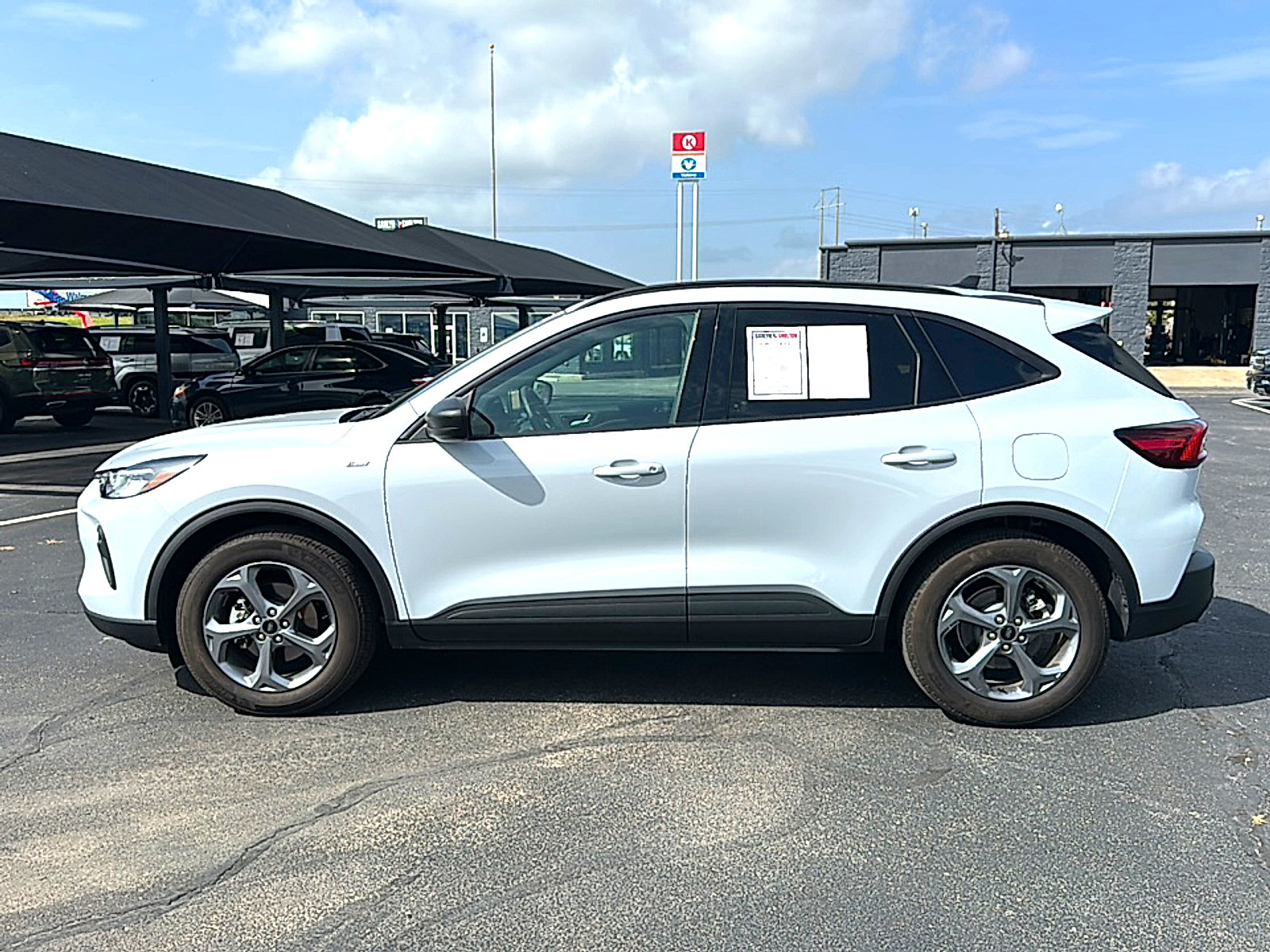 Used 2026 Ford Escape ST-Line FWD image 5