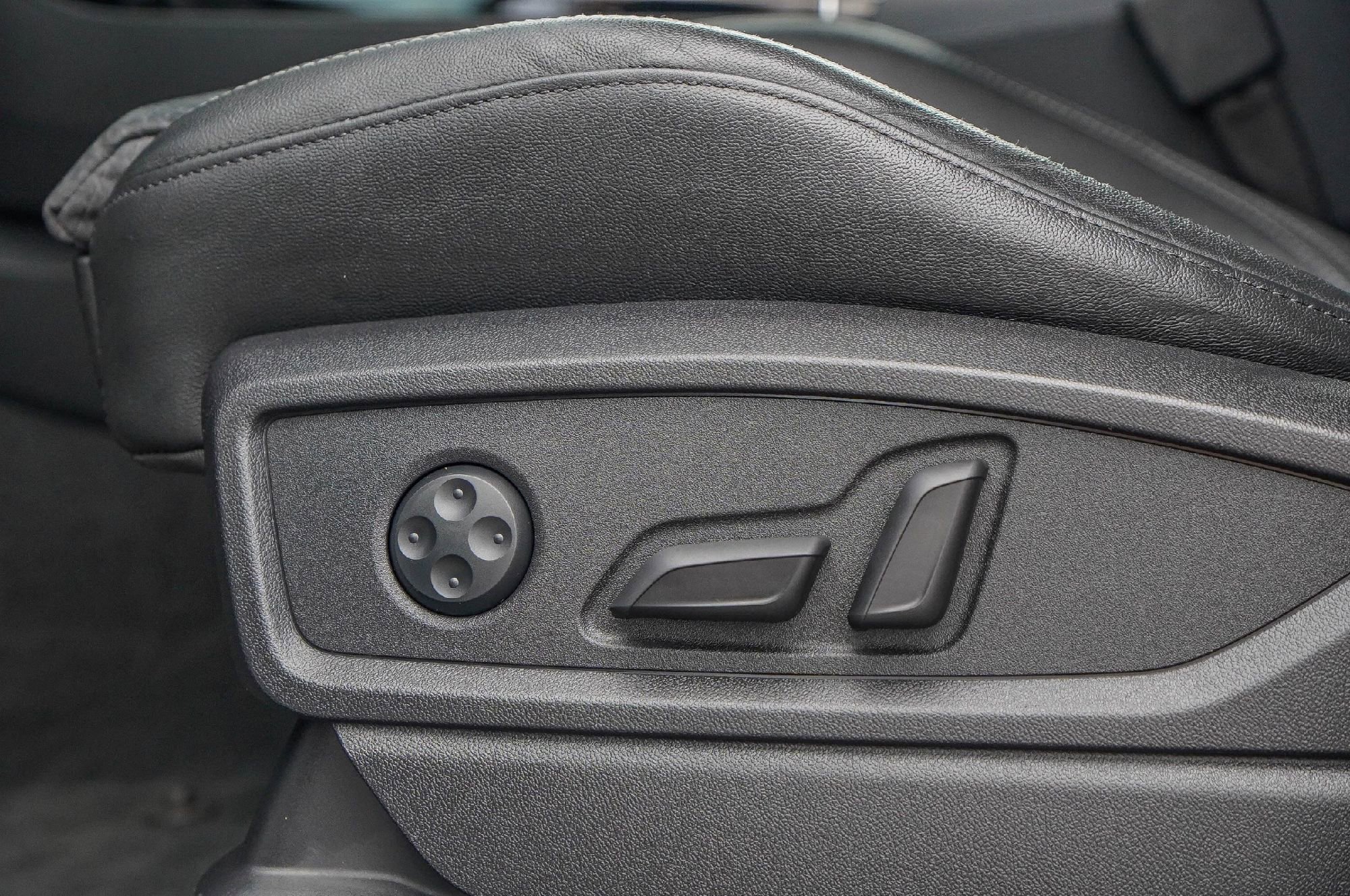 Certified 2022 Audi SQ5 Premium image 23