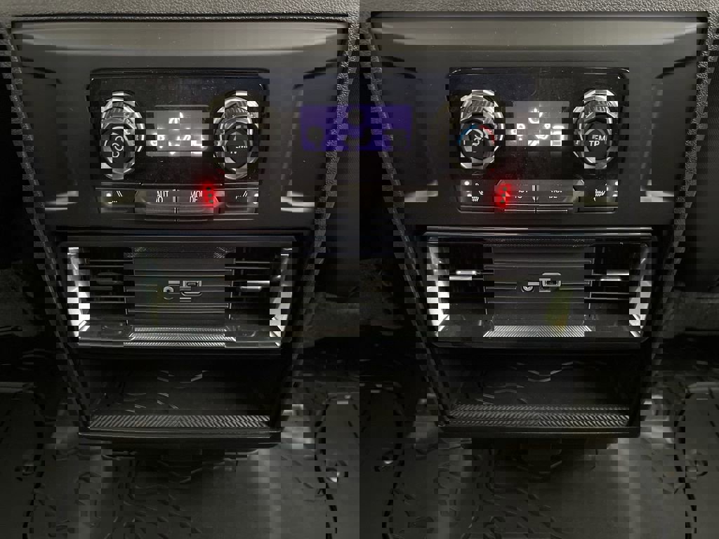 New 2026 GMC Hummer EV 4x4 Crew Cab w/ LPO, Dark Essentials Package image 21