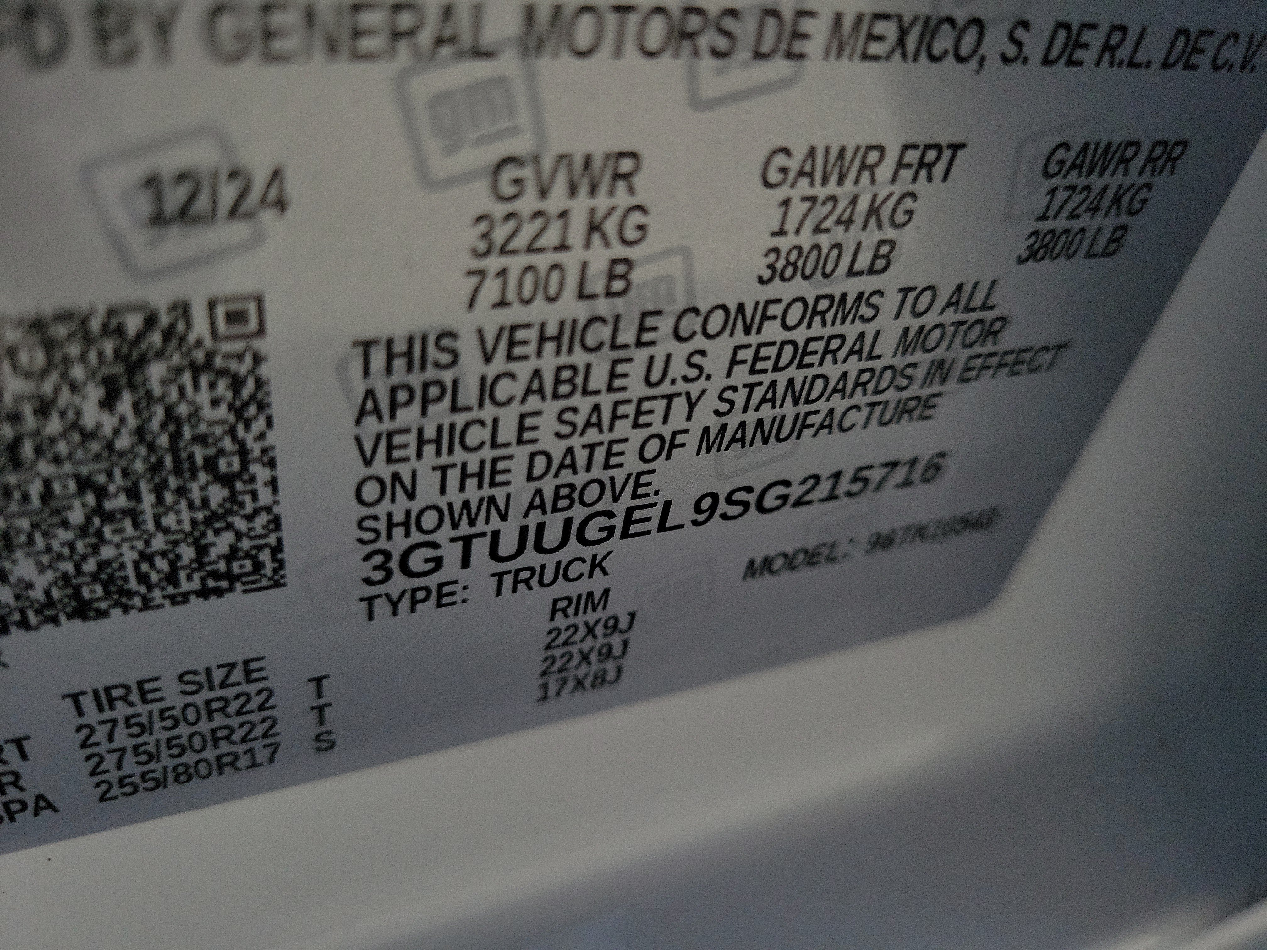 Certified 2025 GMC Sierra 1500 Denali w/ Denali Reserve Package AWD/4WD image 35