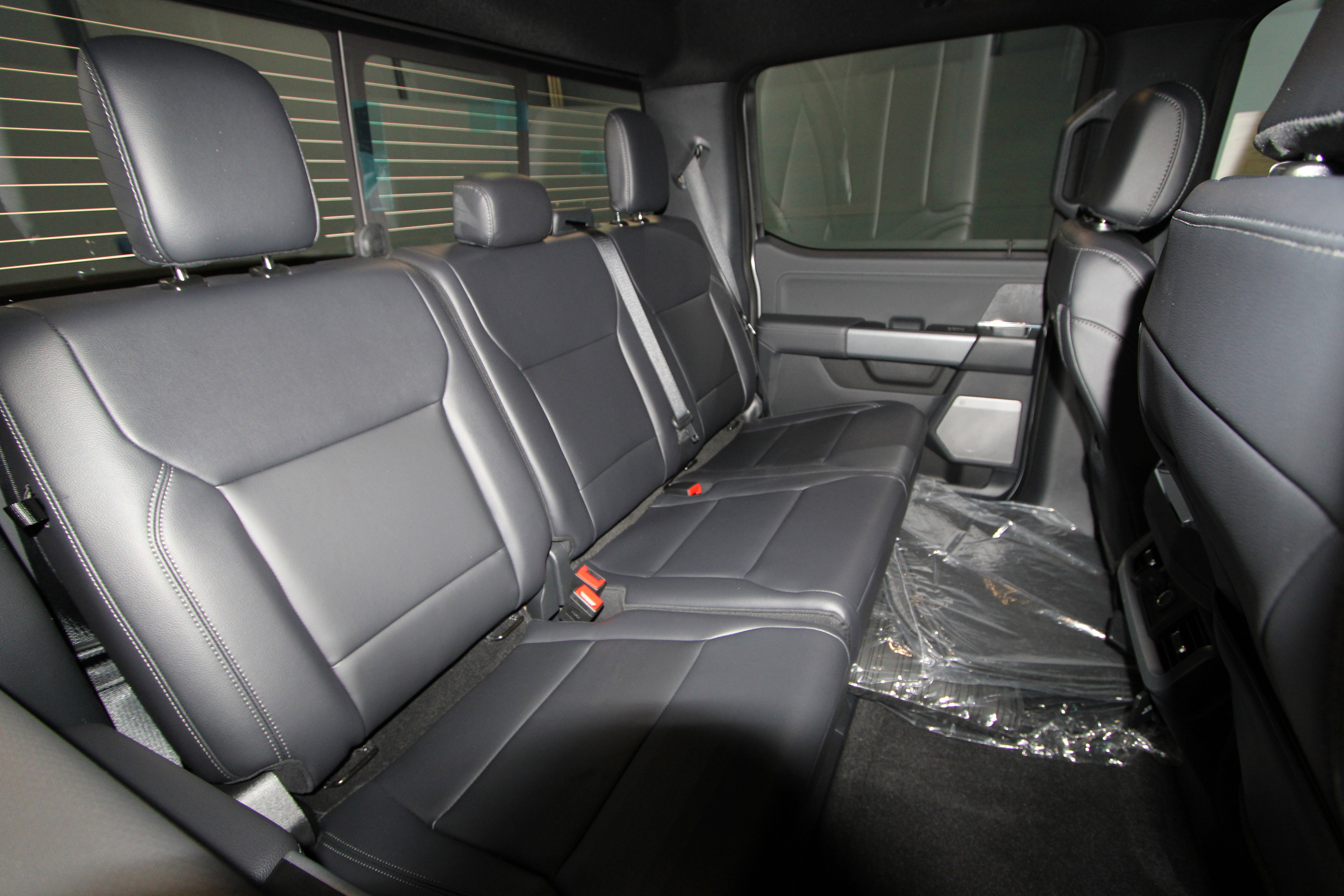 New 2025 Ford F150 XLT w/ Equipment Group 303A High image 24