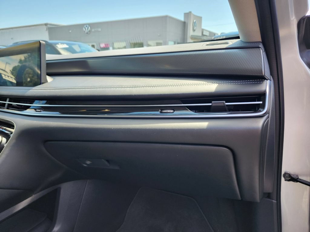 Used 2023 INFINITI QX60 Luxe AWD/4WD image 10