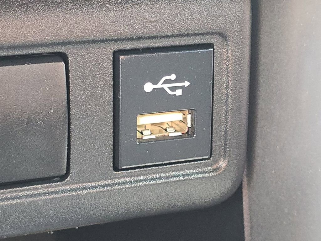 Used 2022 Toyota Corolla Cross LE FWD image 29