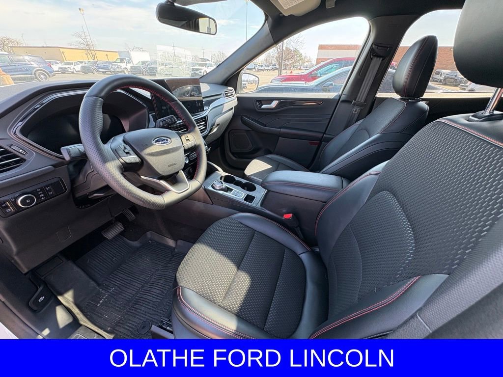 New 2025 Ford Escape ST-Line Select w/ Tech Pack #2 AWD/4WD image 9