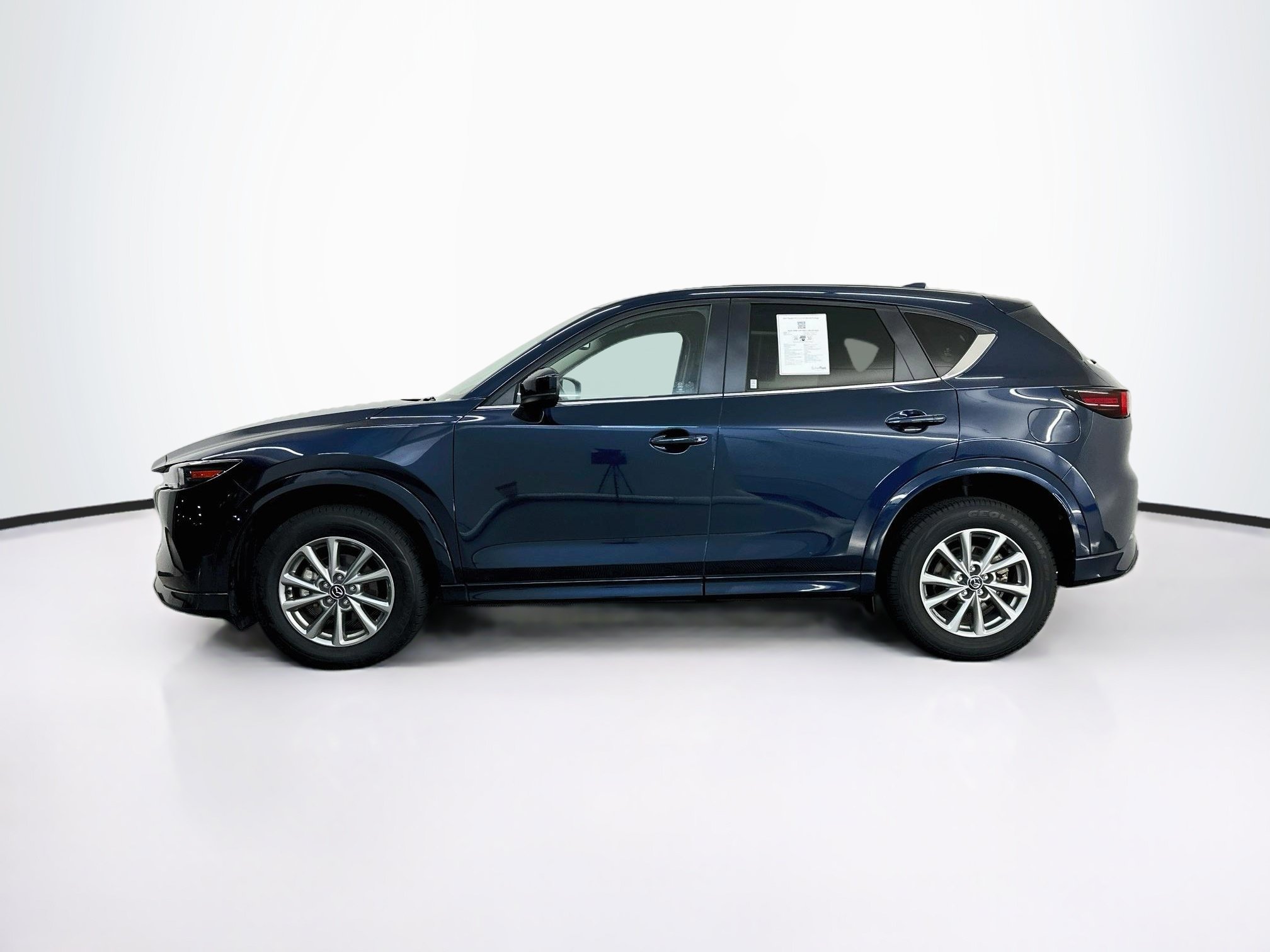 Used 2025 MAZDA CX-5 AWD 2.5 S w/ Preferred Package image 4