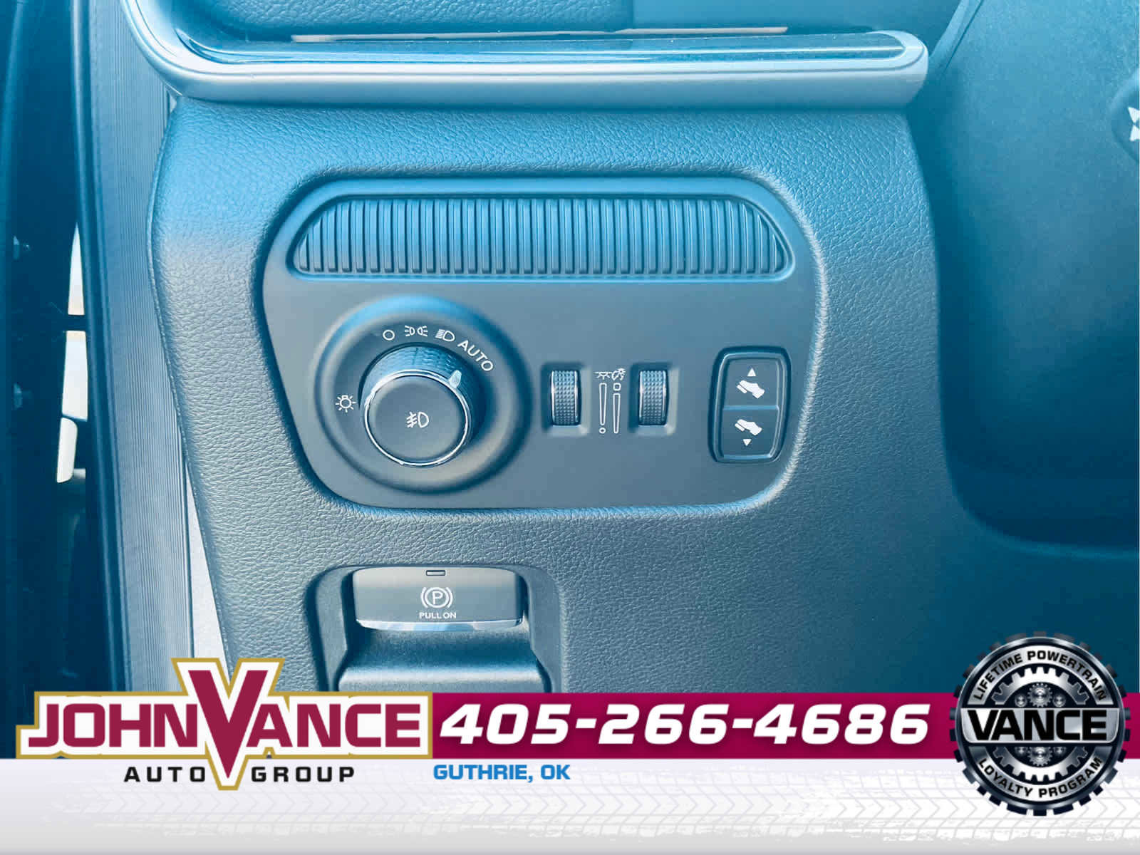 Used 2024 Jeep Wagoneer 4WD image 22