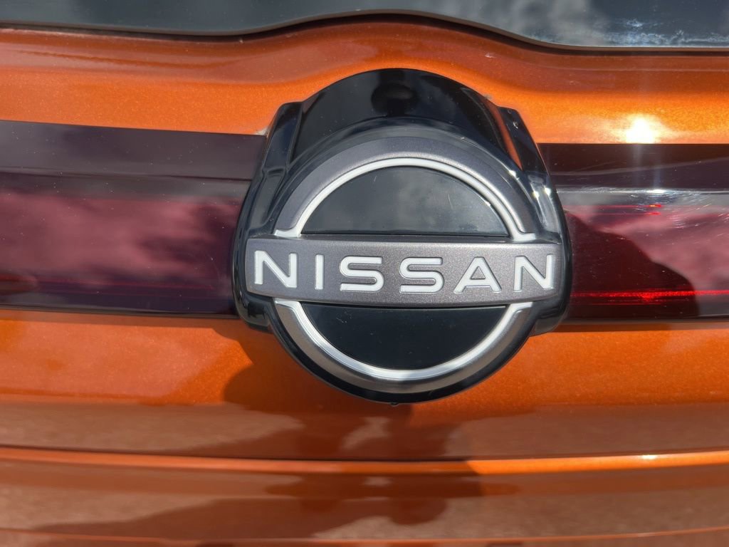 Certified 2023 Nissan Kicks SR w/ SR Premium Package FWD image 35