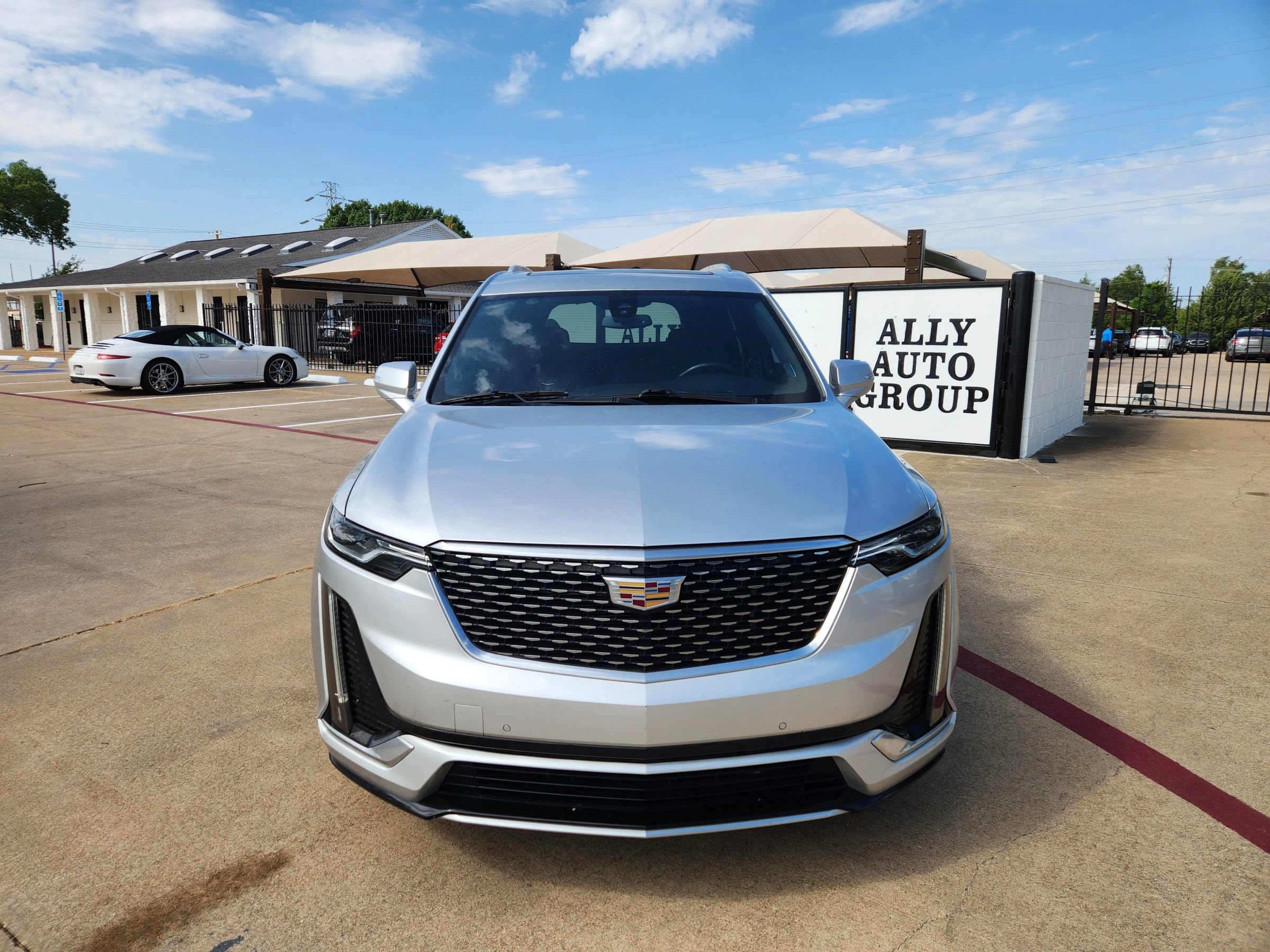 Used 2020 Cadillac XT6 Premium Luxury AWD/4WD image 8