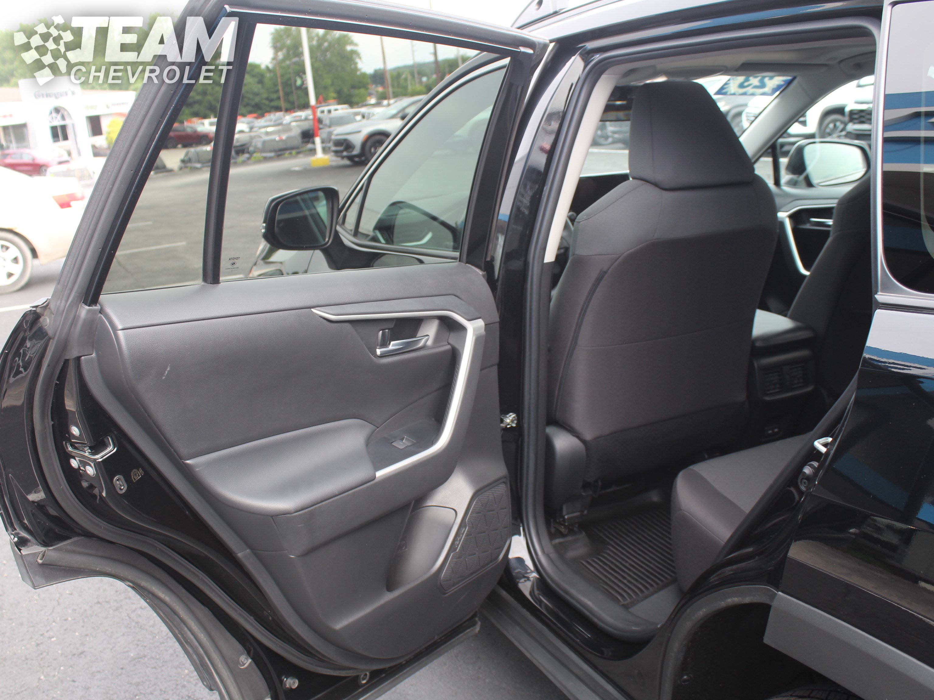 Used 2023 Toyota RAV4 XLE w/ Convenience Package AWD/4WD image 20