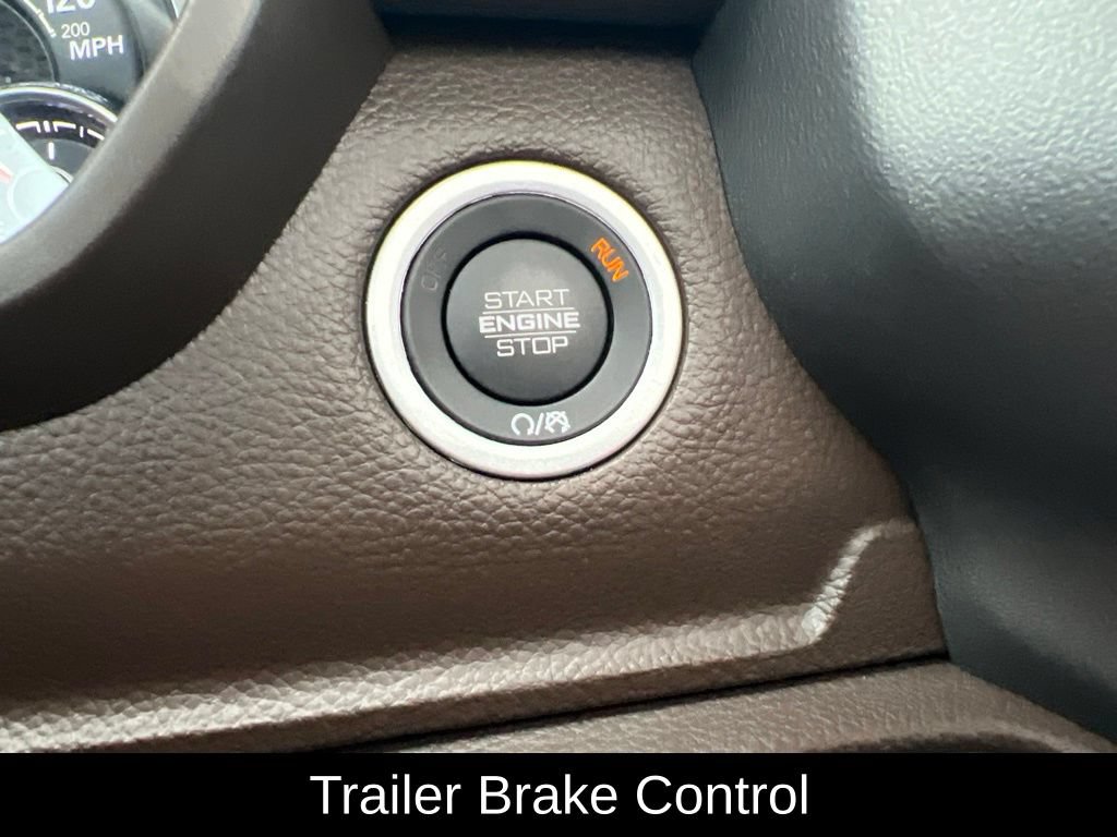 Used 2025 RAM 1500 Laramie w/ Trailer Tow Group AWD/4WD image 30