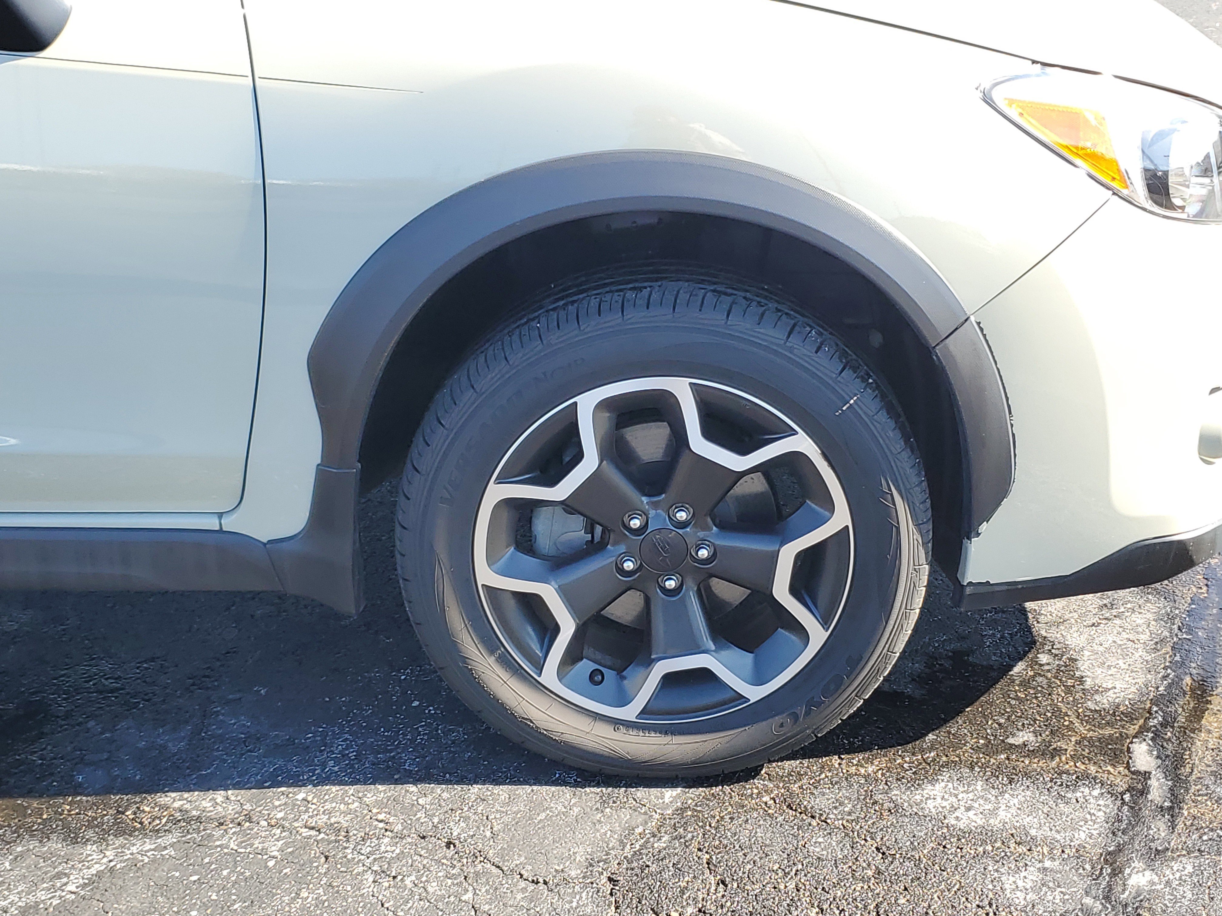 Used 2015 Subaru Crosstrek 2.0i Limited image 5