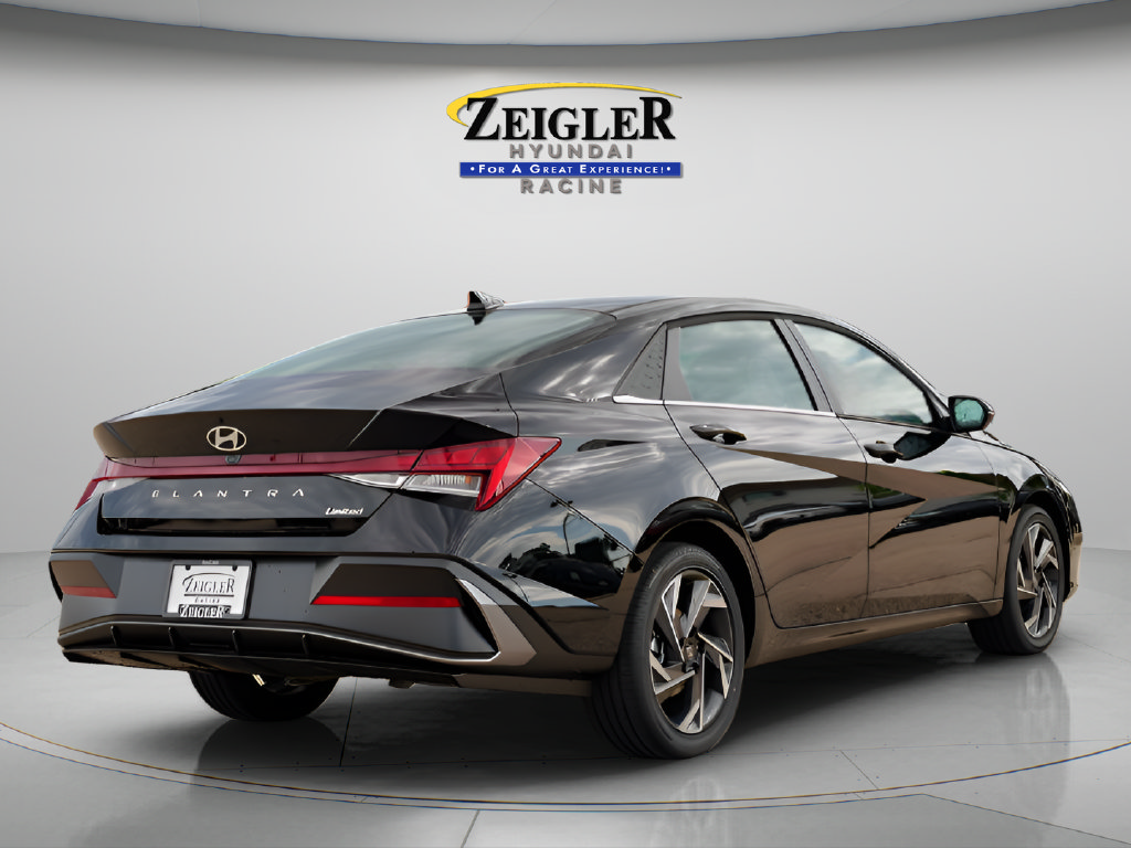 New 2026 Hyundai Elantra Limited FWD image 7