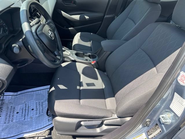 Used 2025 Toyota Corolla LE FWD image 19