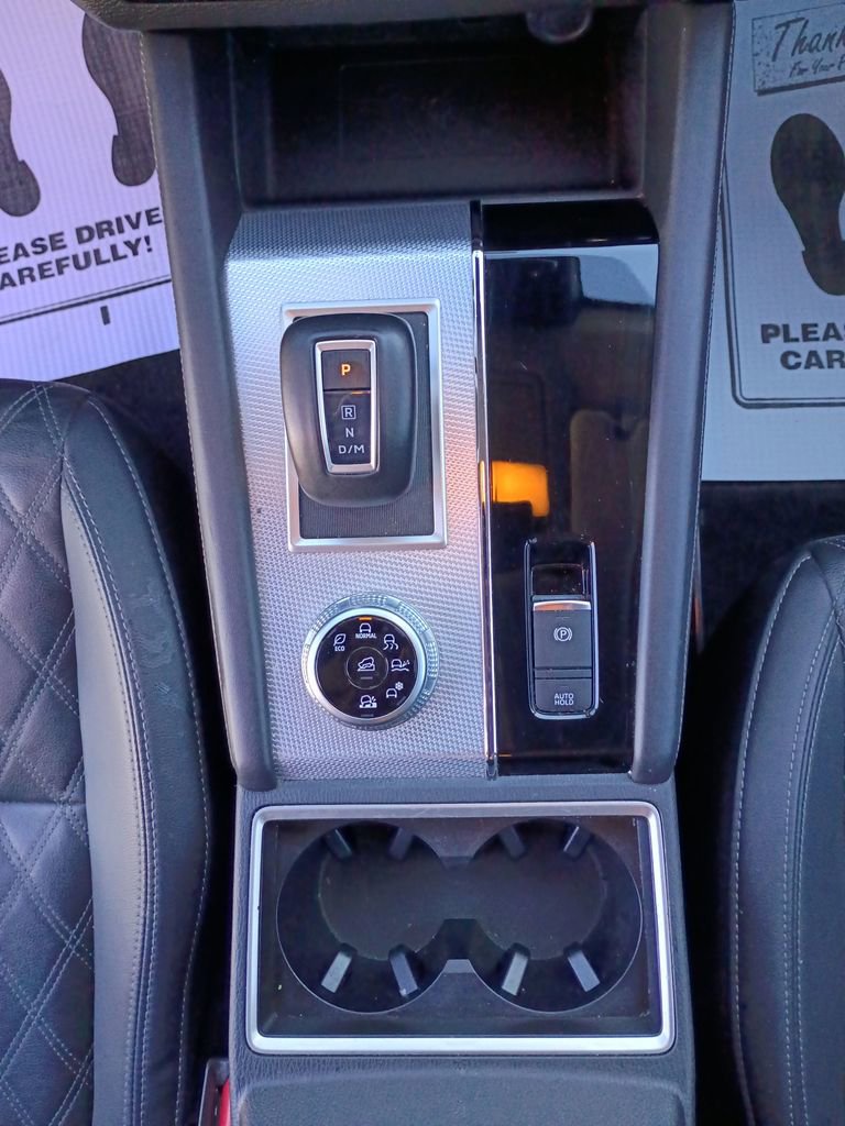 Used 2024 Mitsubishi Outlander SEL image 23