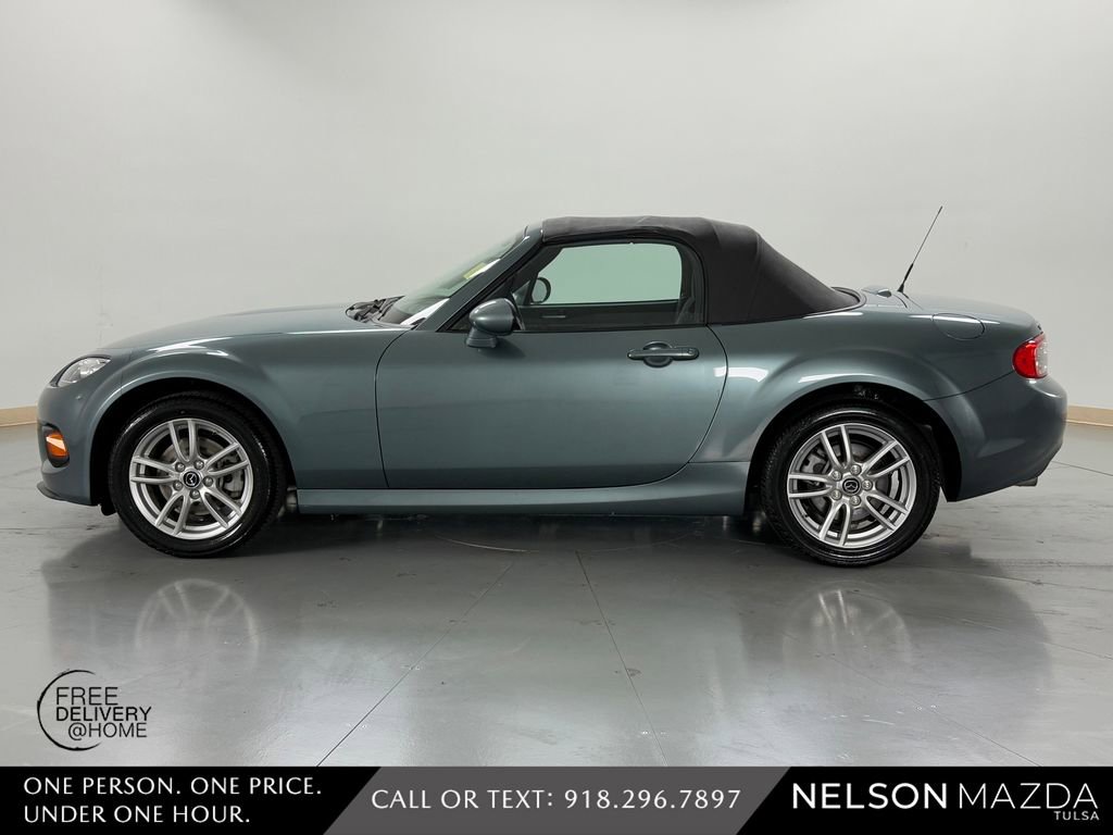Used 2013 MAZDA MX-5 Miata Sport image 10