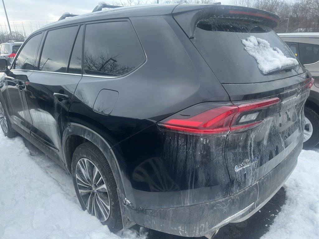 Used 2025 Toyota Grand Highlander AWD Hybrid image 7