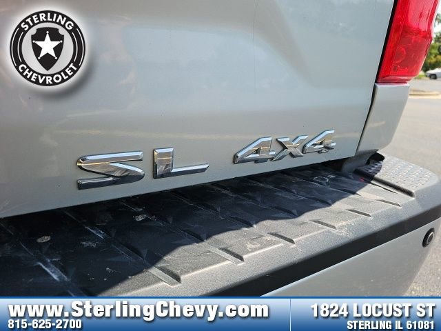 Used 2017 Nissan Titan SL w/ SL Towing Convenience Package image 31