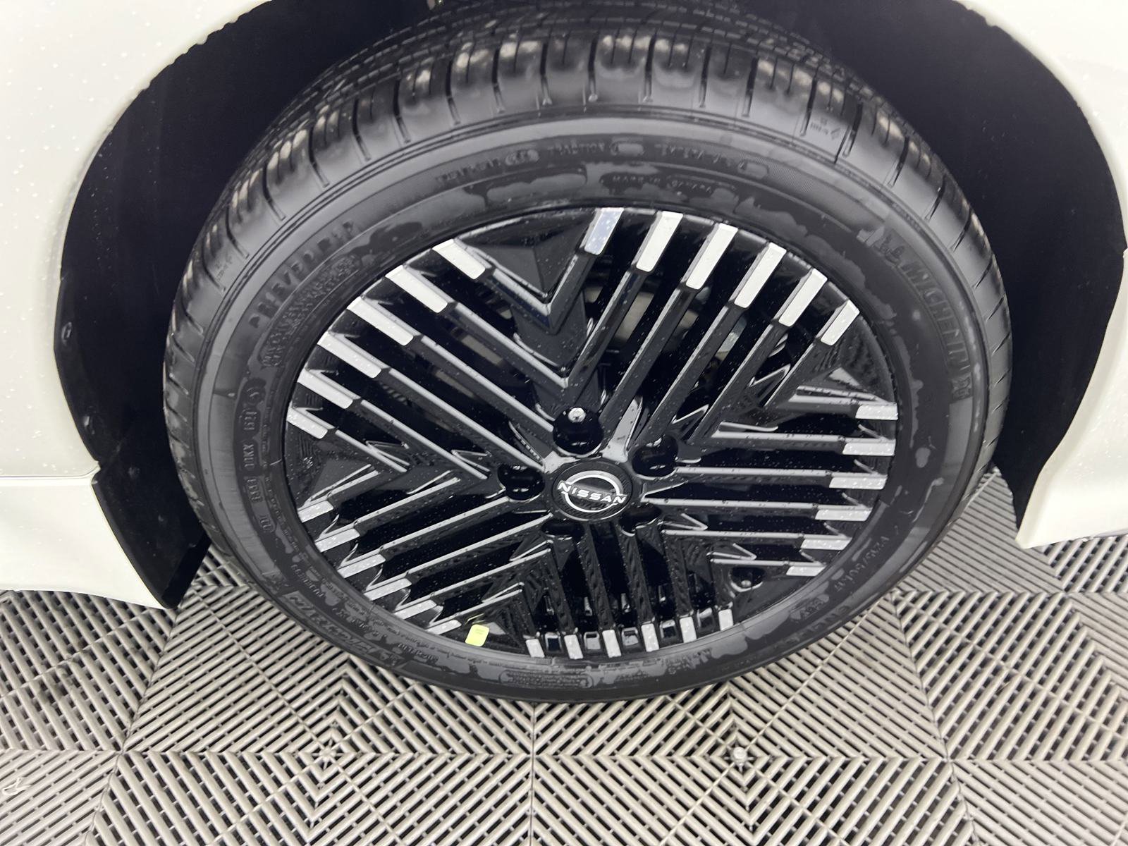 New 2025 Nissan Leaf SV Plus image 7