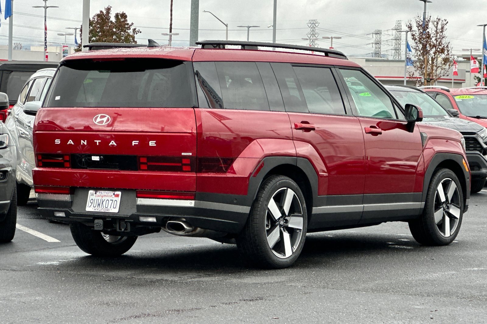 Used 2025 Hyundai Santa Fe Limited image 3