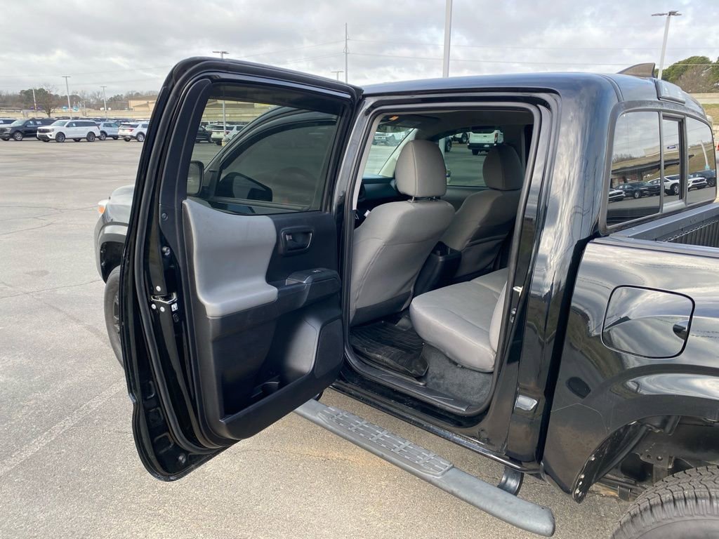 Used 2019 Toyota Tacoma SR w/ SR Convenience Package image 26