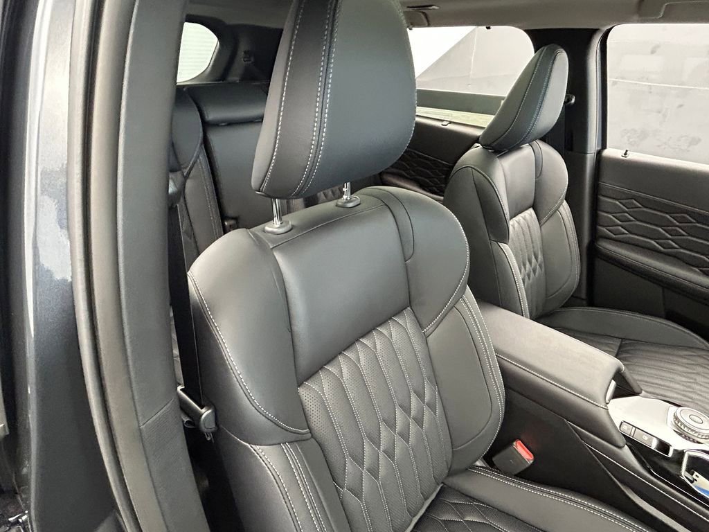 New 2026 Mitsubishi Outlander SEL FWD image 41