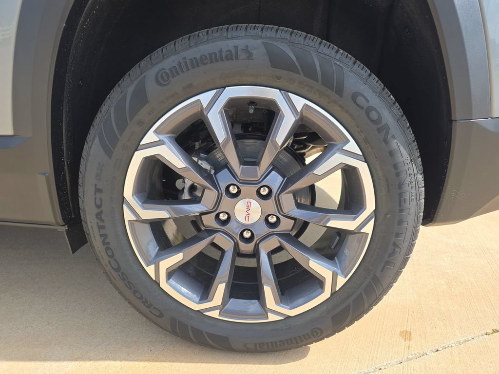 New 2027 GMC Terrain Elevation w/ Elevation Premium Package FWD image 32