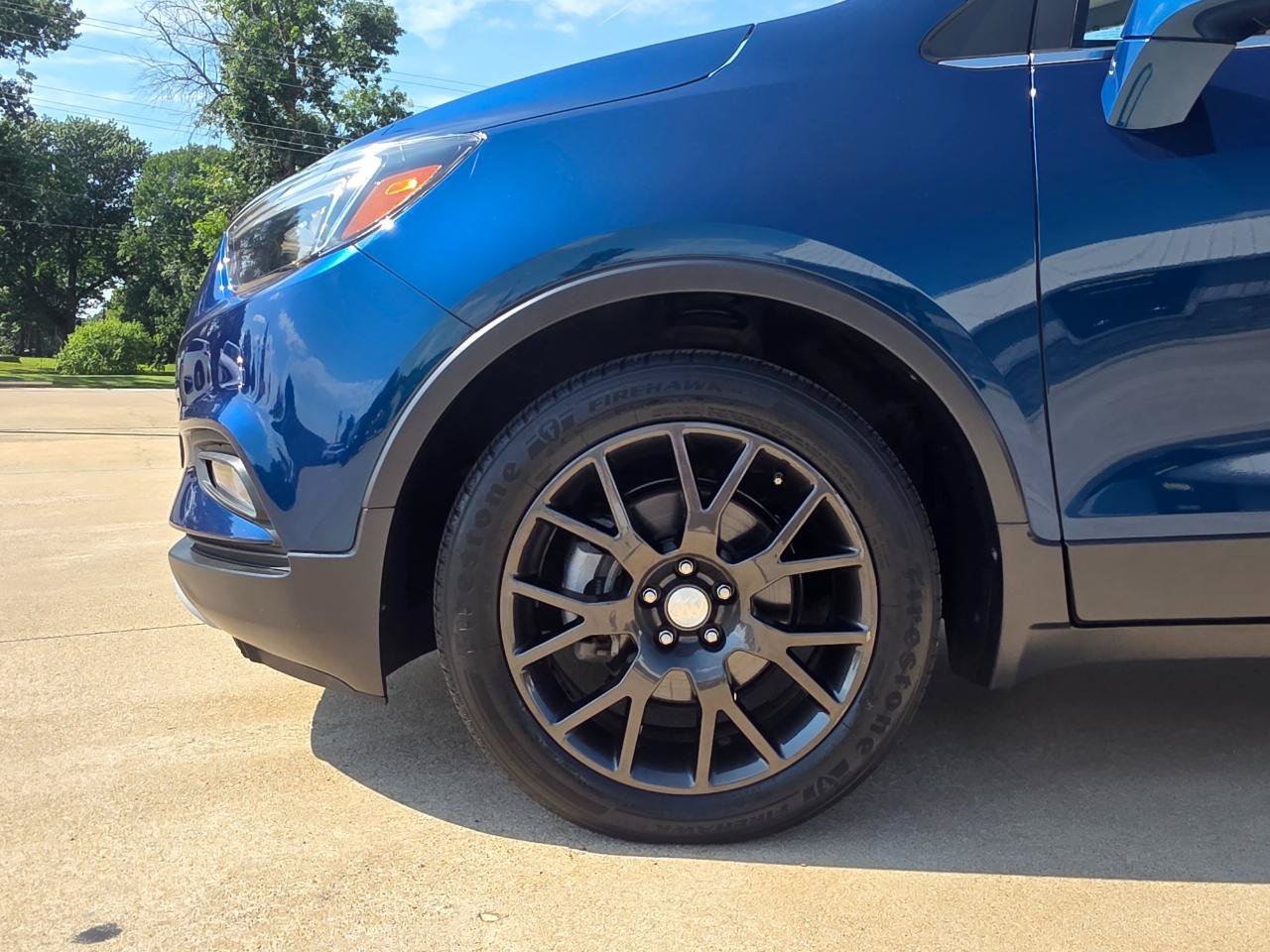 Used 2019 Buick Encore Sport Touring FWD image 23