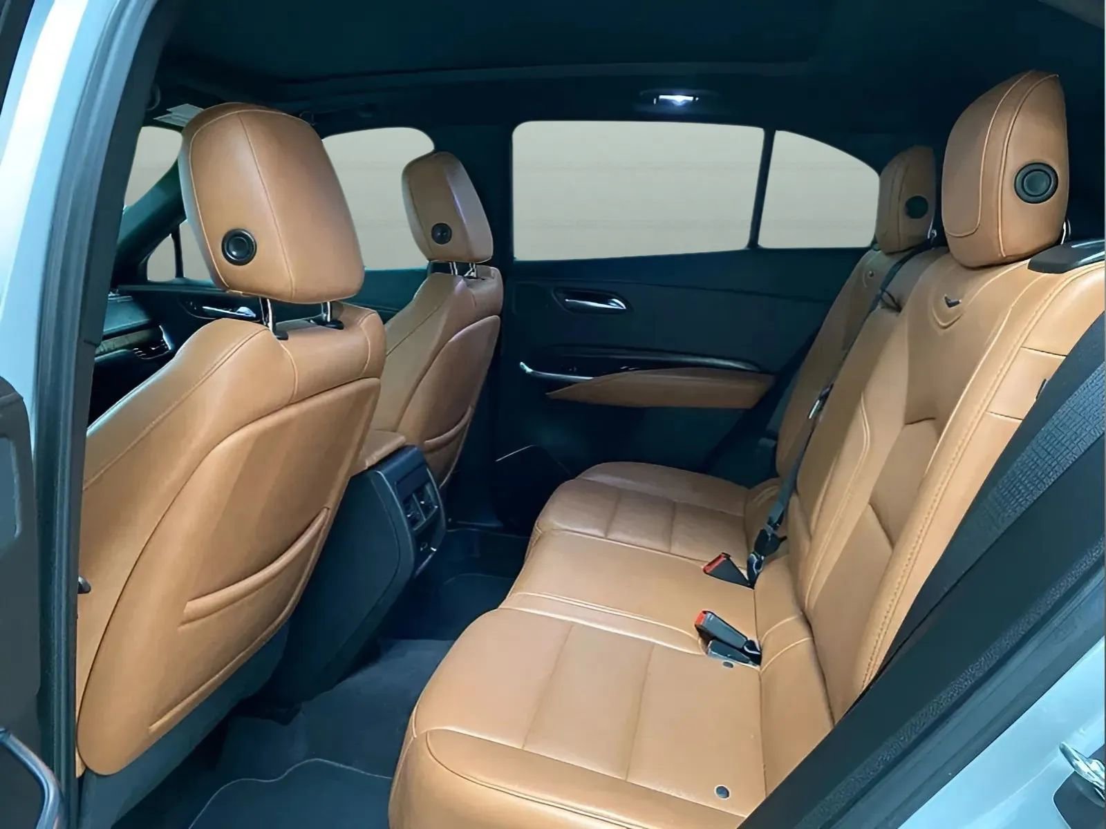 Used 2019 Cadillac XT4 Premium Luxury FWD image 11