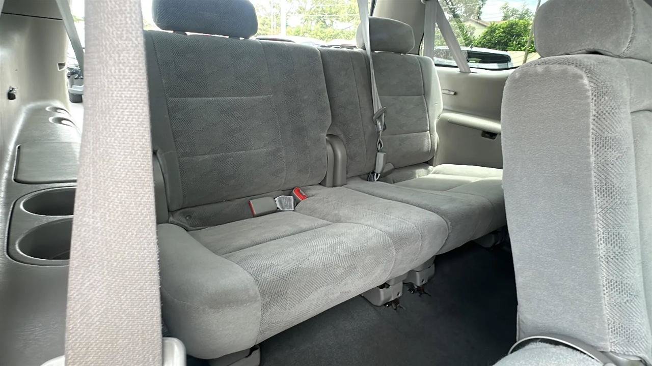 Used 2006 Toyota Sequoia SR5 AWD/4WD image 33
