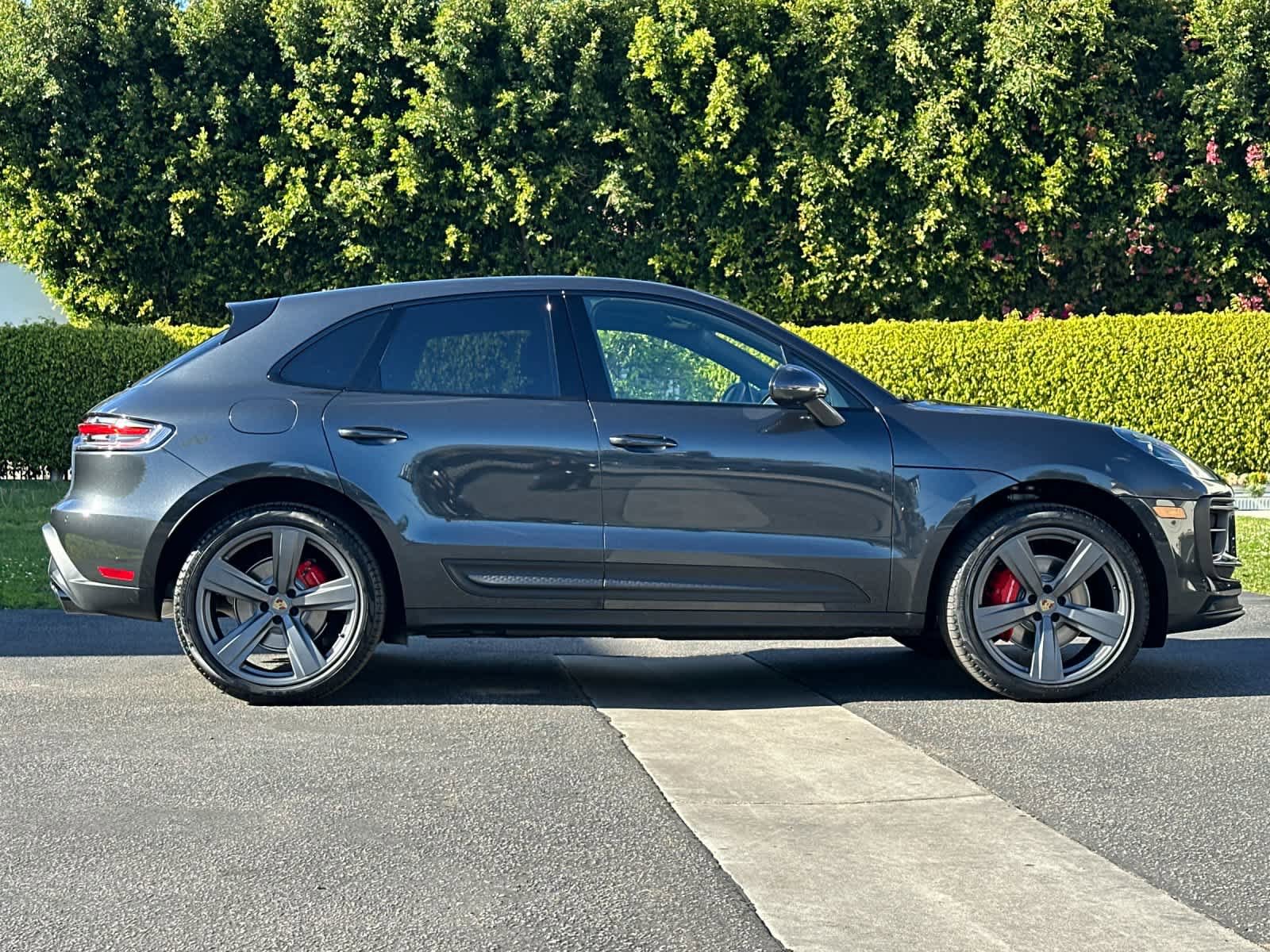 New 2026 Porsche Macan S AWD/4WD image 9