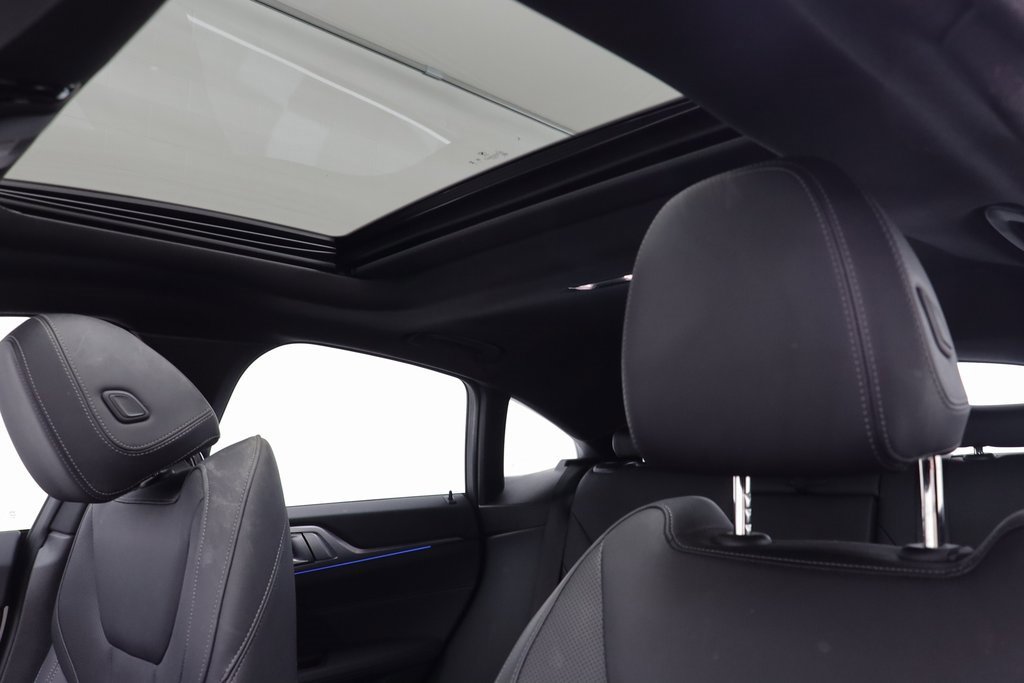 Used 2025 BMW i4 xDrive40i image 12