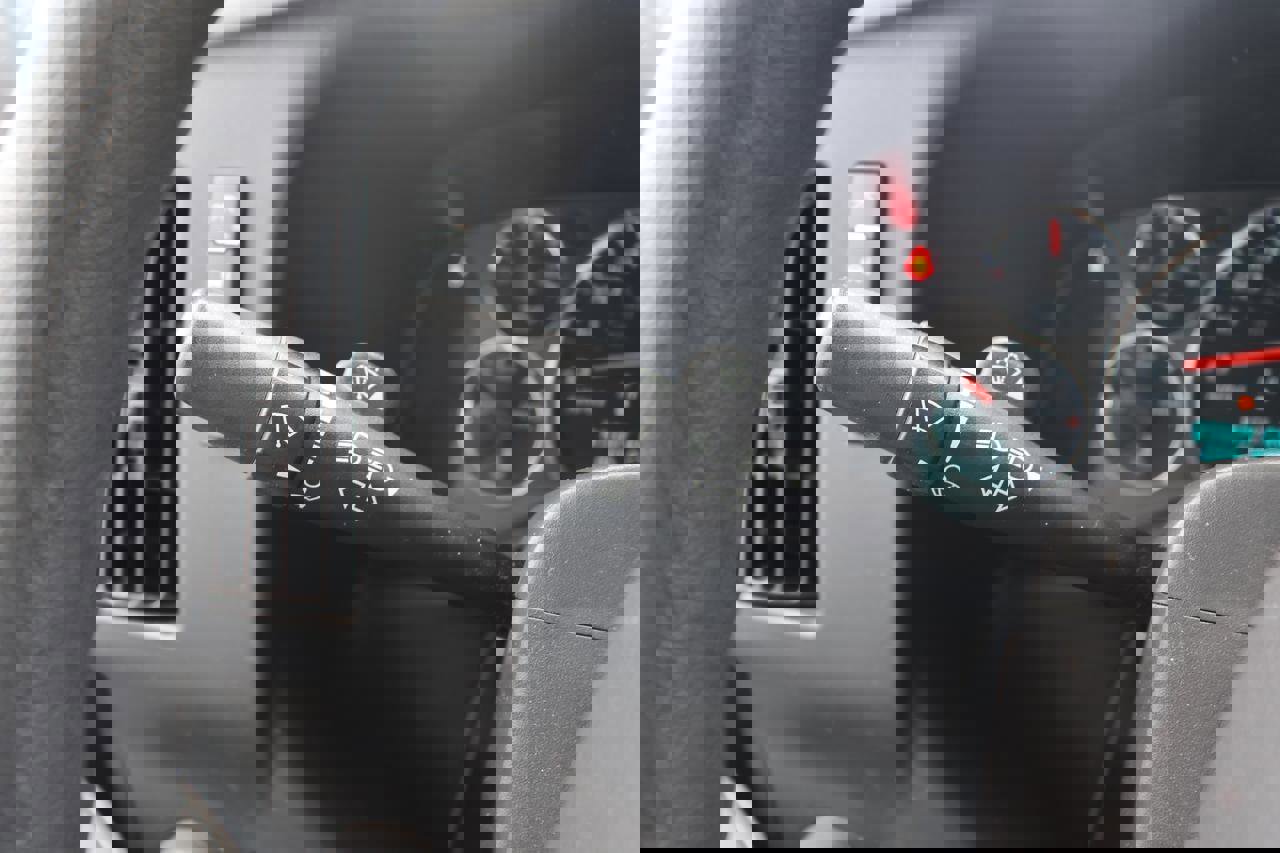 Used 2019 Chevrolet Express 2500 image 28