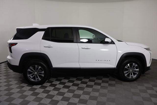Used 2025 Chevrolet Equinox LT image 9