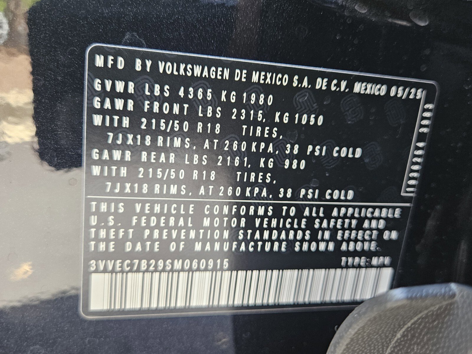 New 2025 Volkswagen Taos SE image 29