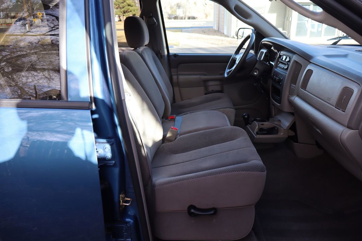 Used 2003 Dodge Ram 2500 Truck ST image 22