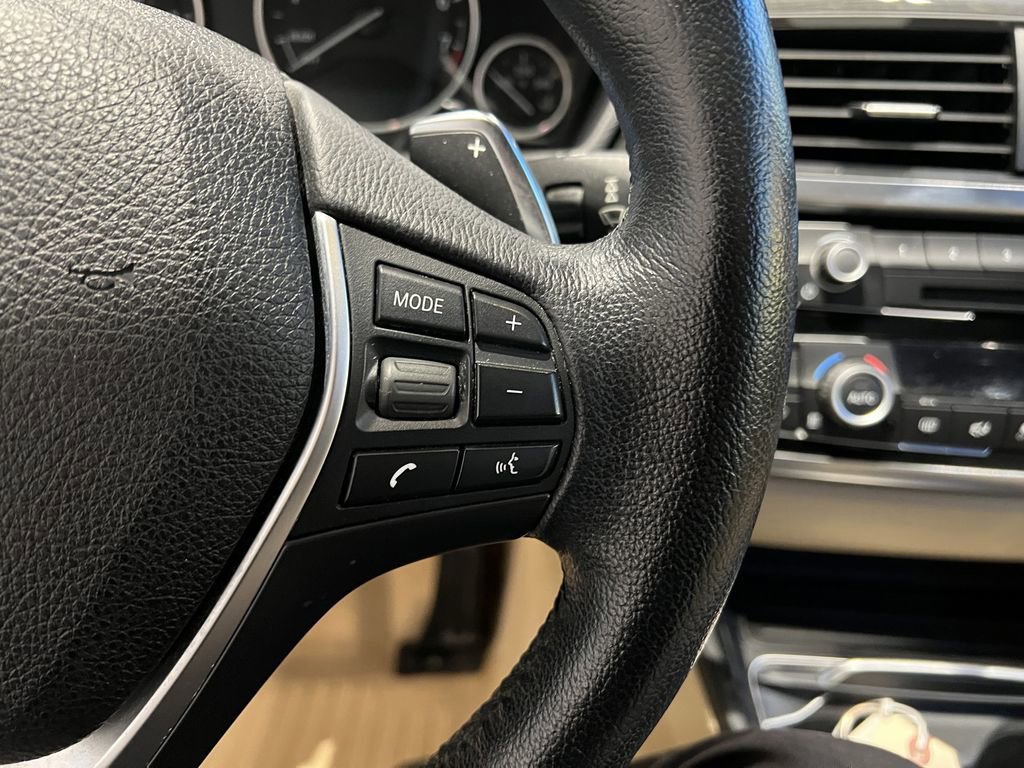 Used 2016 BMW 428i xDrive Convertible image 20