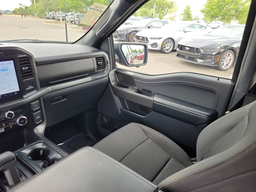 Used 2024 Ford F150 XLT w/ XLT Black Appearance Package RWD image 12