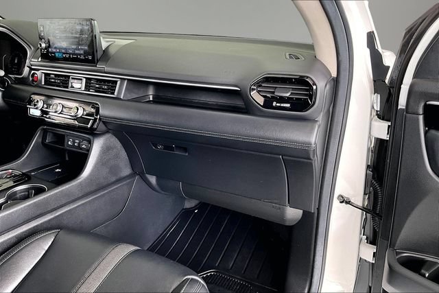 Used 2025 Honda Pilot EX-L image 21
