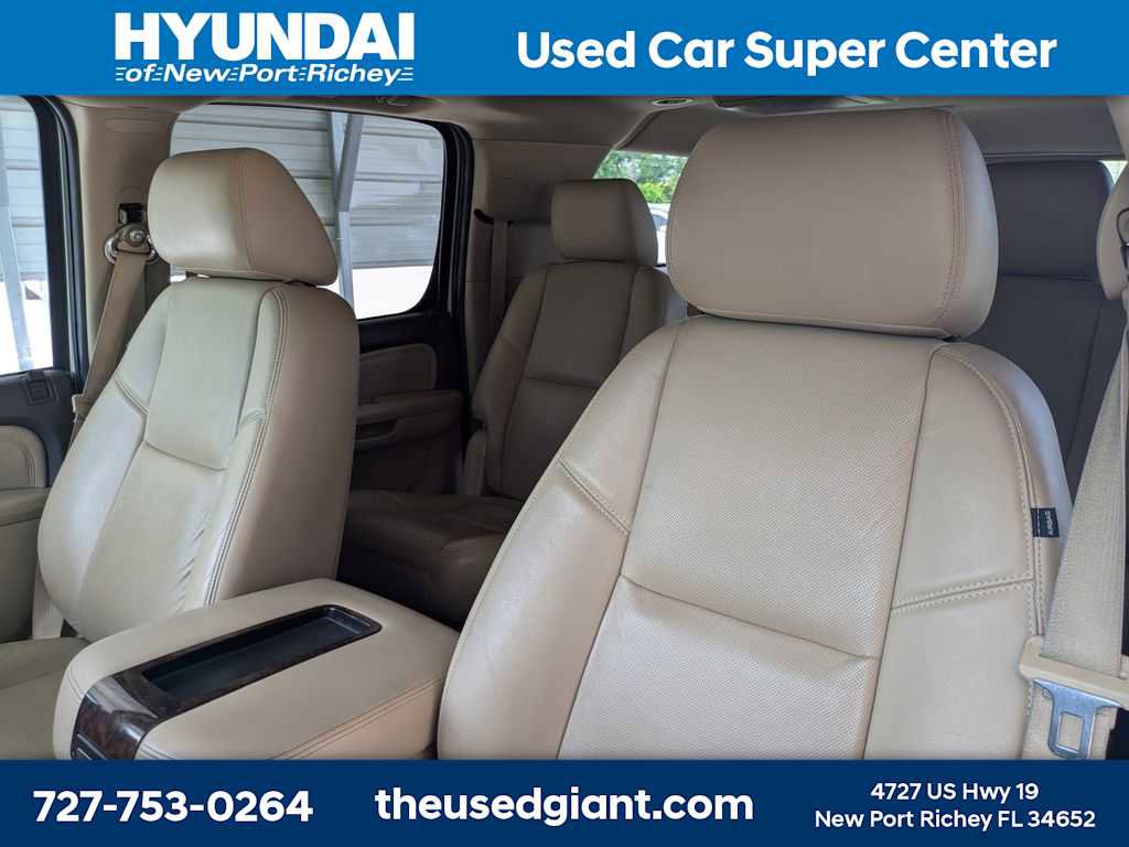 Used 2013 GMC Yukon XL Denali RWD image 7