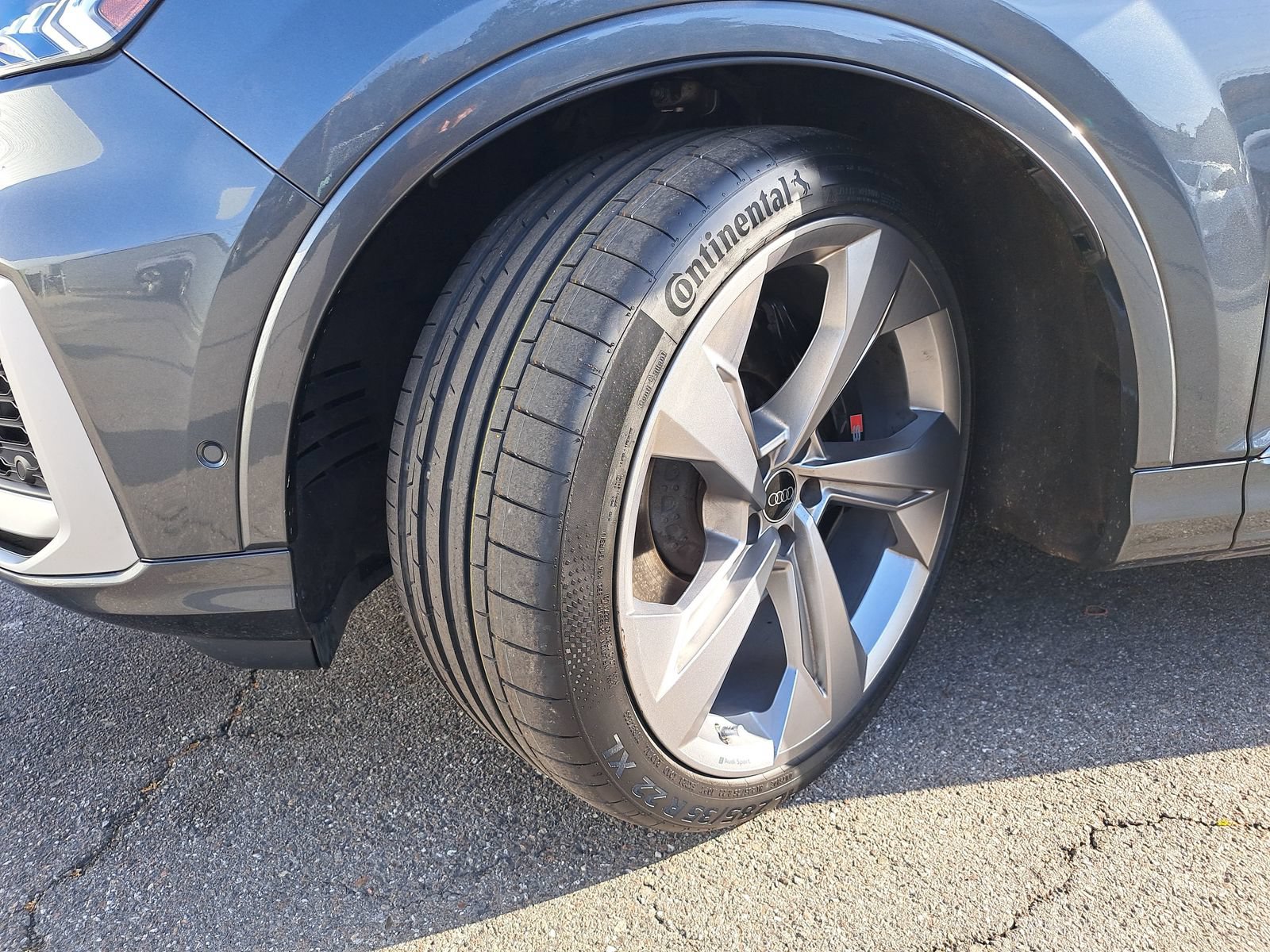 Used 2024 Audi SQ7 Premium Plus AWD/4WD image 36