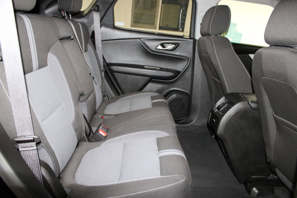 Used 2025 Chevrolet Blazer LT image 23