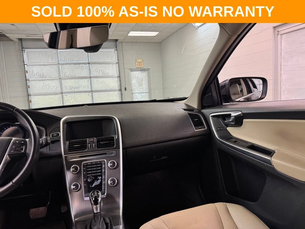 Used 2016 Volvo XC60 T6 AWD/4WD image 25