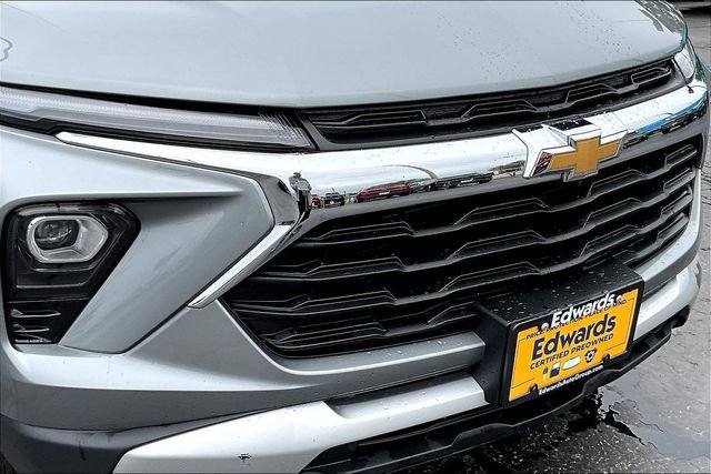 Used 2025 Chevrolet TrailBlazer LT FWD image 30