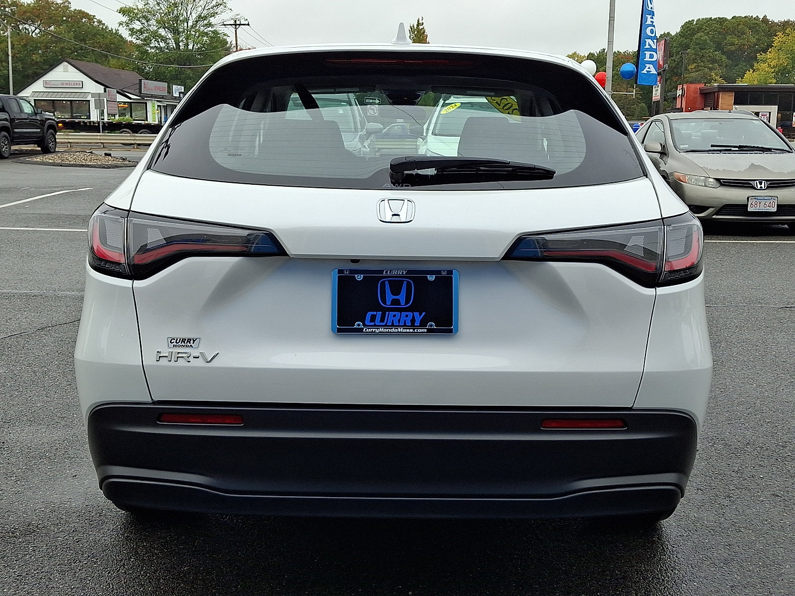 Used 2025 Honda HR-V LX image 5