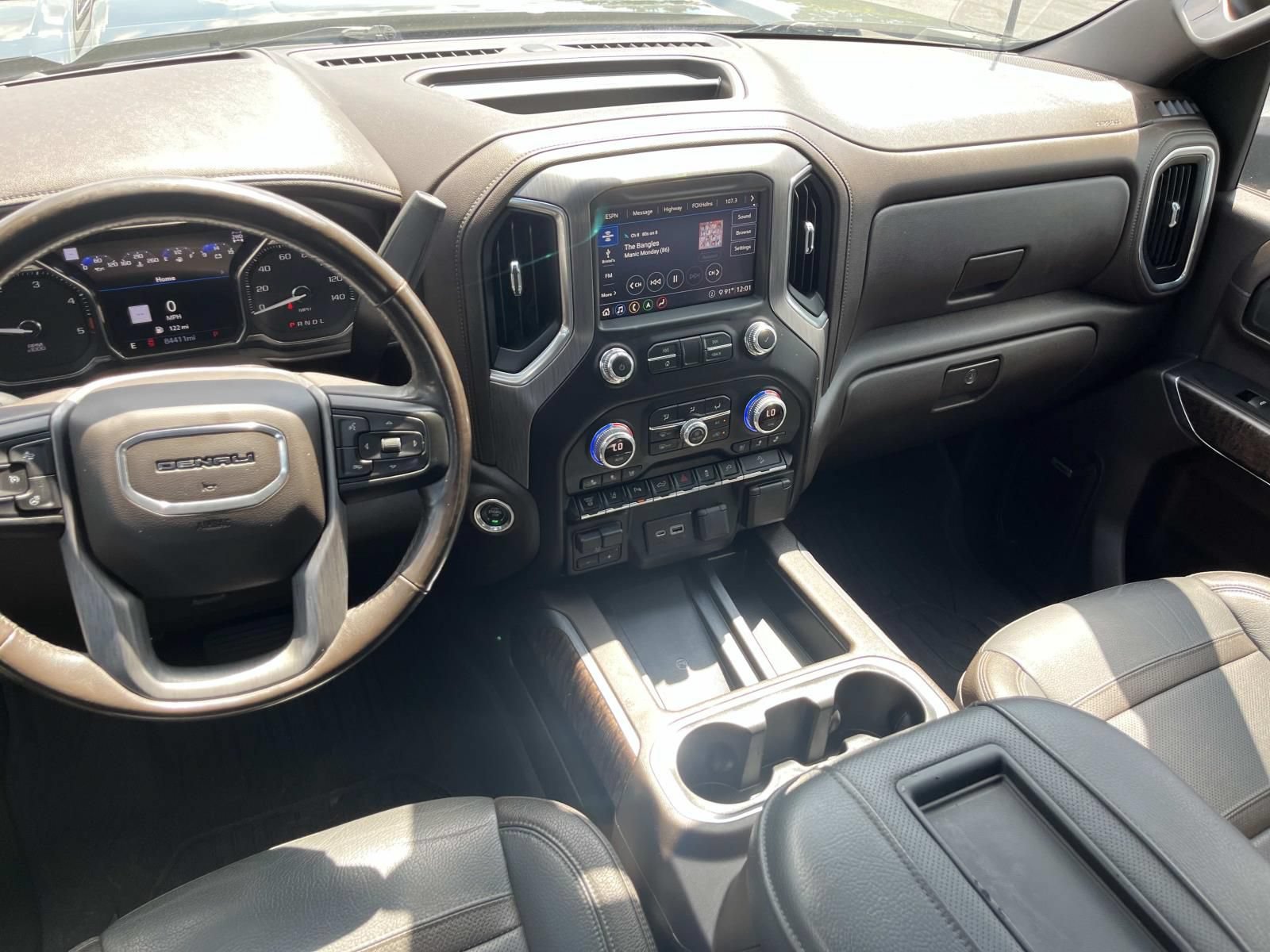 Used 2020 GMC Sierra 3500 Denali w/ Denali Ultimate Package AWD/4WD image 13