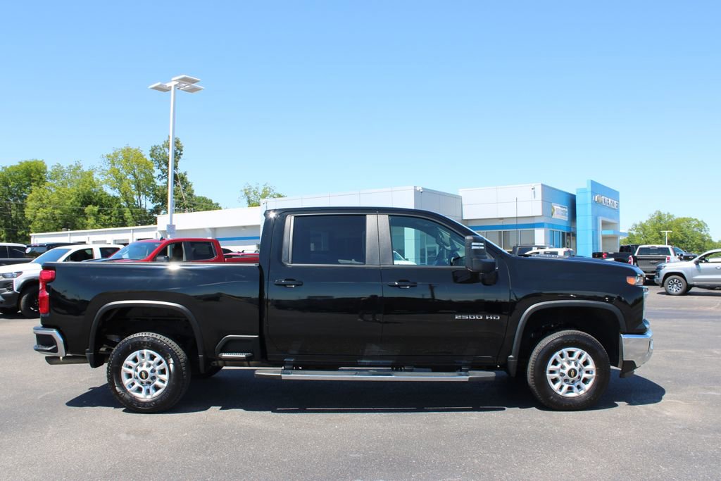 Used 2025 Chevrolet Silverado 2500 LT w/ Convenience Package AWD/4WD image 11