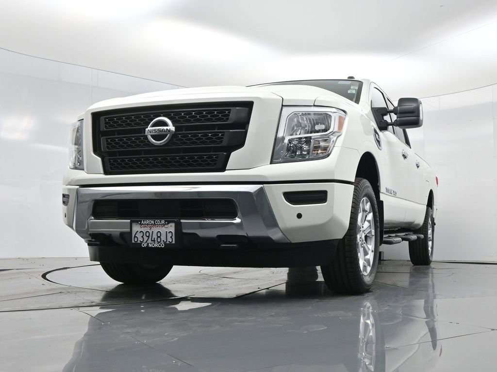 Used 2021 Nissan Titan SV w/ SV Convenience Package image 43